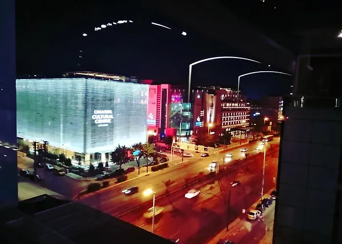 B4B Athens 365